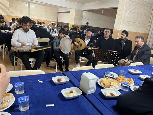Kaymakamımız Ömer ÇİMŞİT Lise Öğrencileri ile İftarda Biraraya Geldi